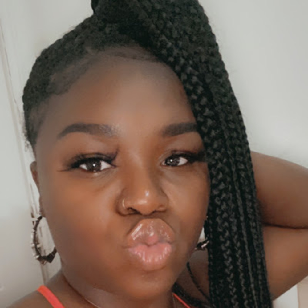 Meet your Posher, Tanaya
